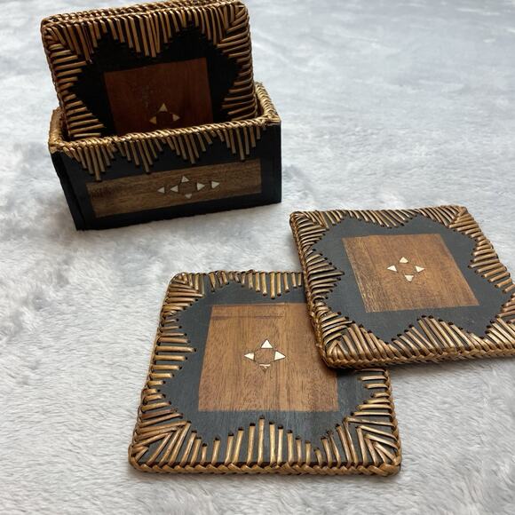 Vintage Wicker Rattan Woven Coasters Holder Set of 6 Tiki Bar Boho Rustic - Picture 1 of 6